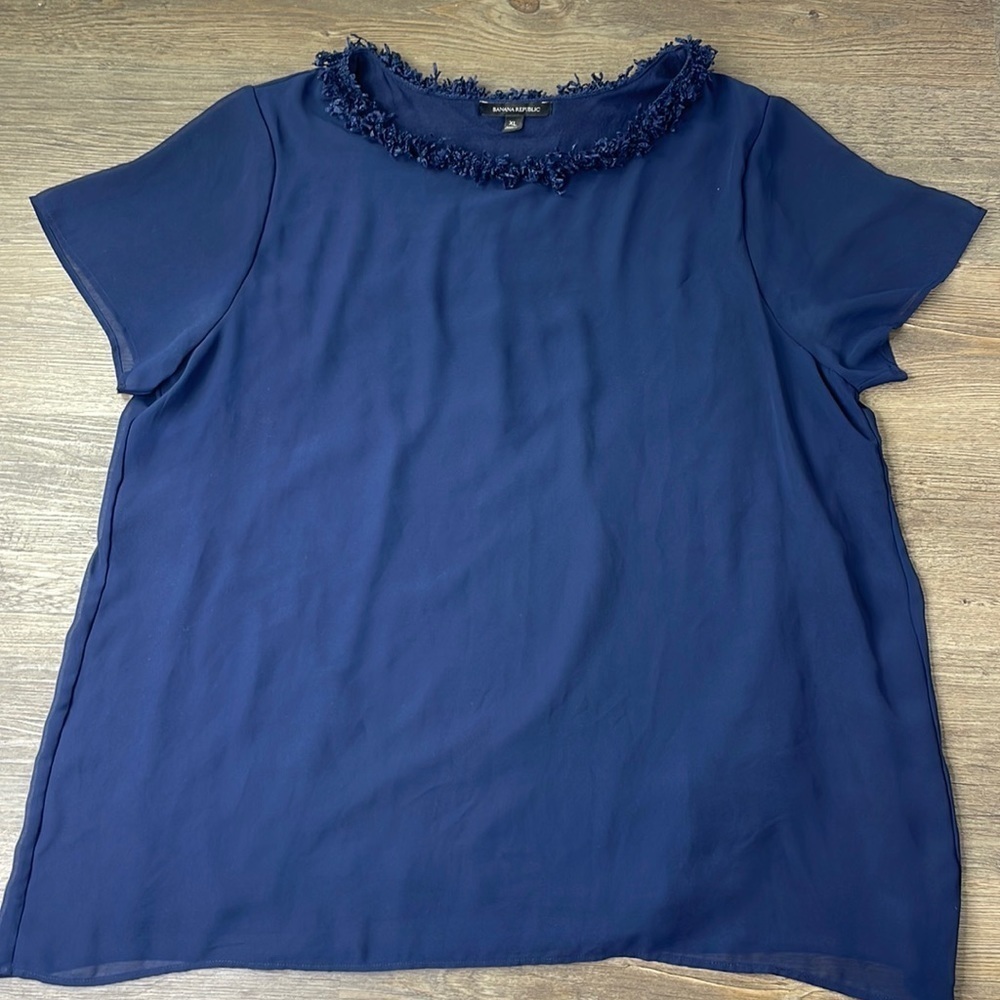 Banana Republic Women’s Navy Blue Sheer Lined Fringe Trim Blouse, size XL